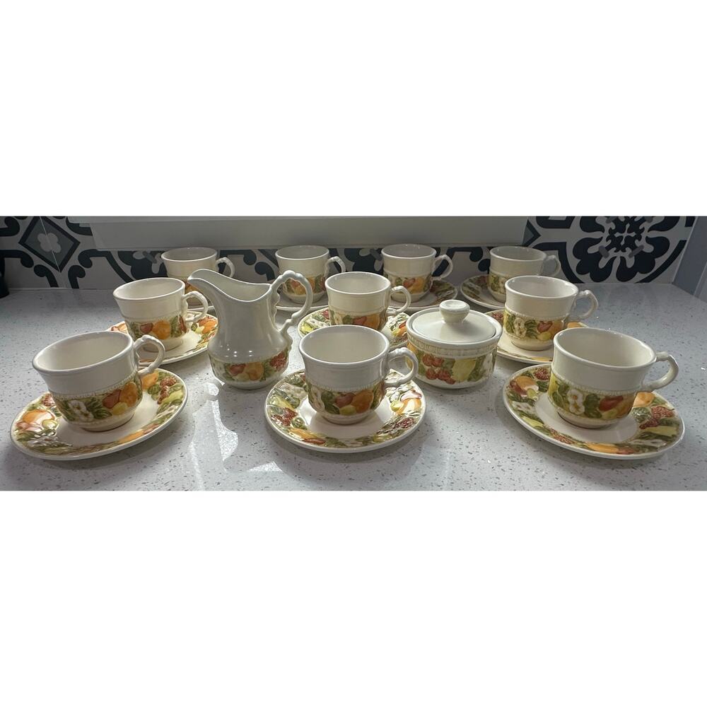 Set Of 10 Vtg Vernon Ware Metlox Della Robbia Cups & Saucers w Cream and Sugar